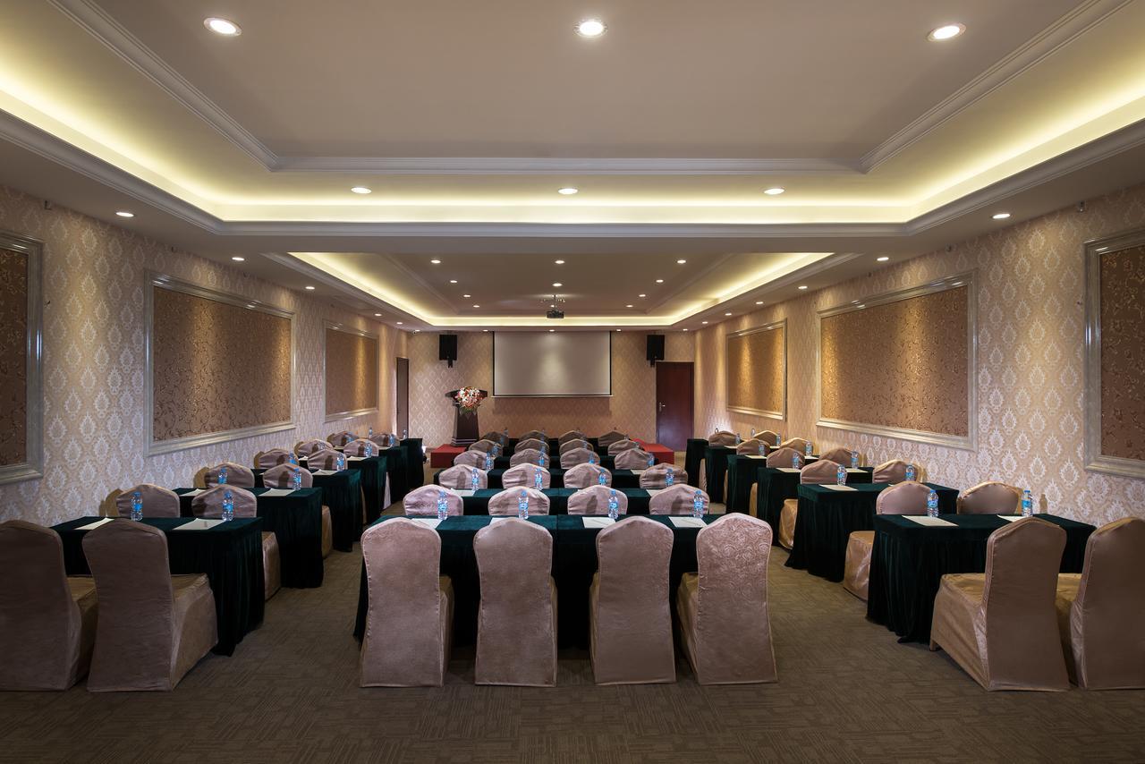 Vienna Hotel Chaoyang Nanning Esterno foto